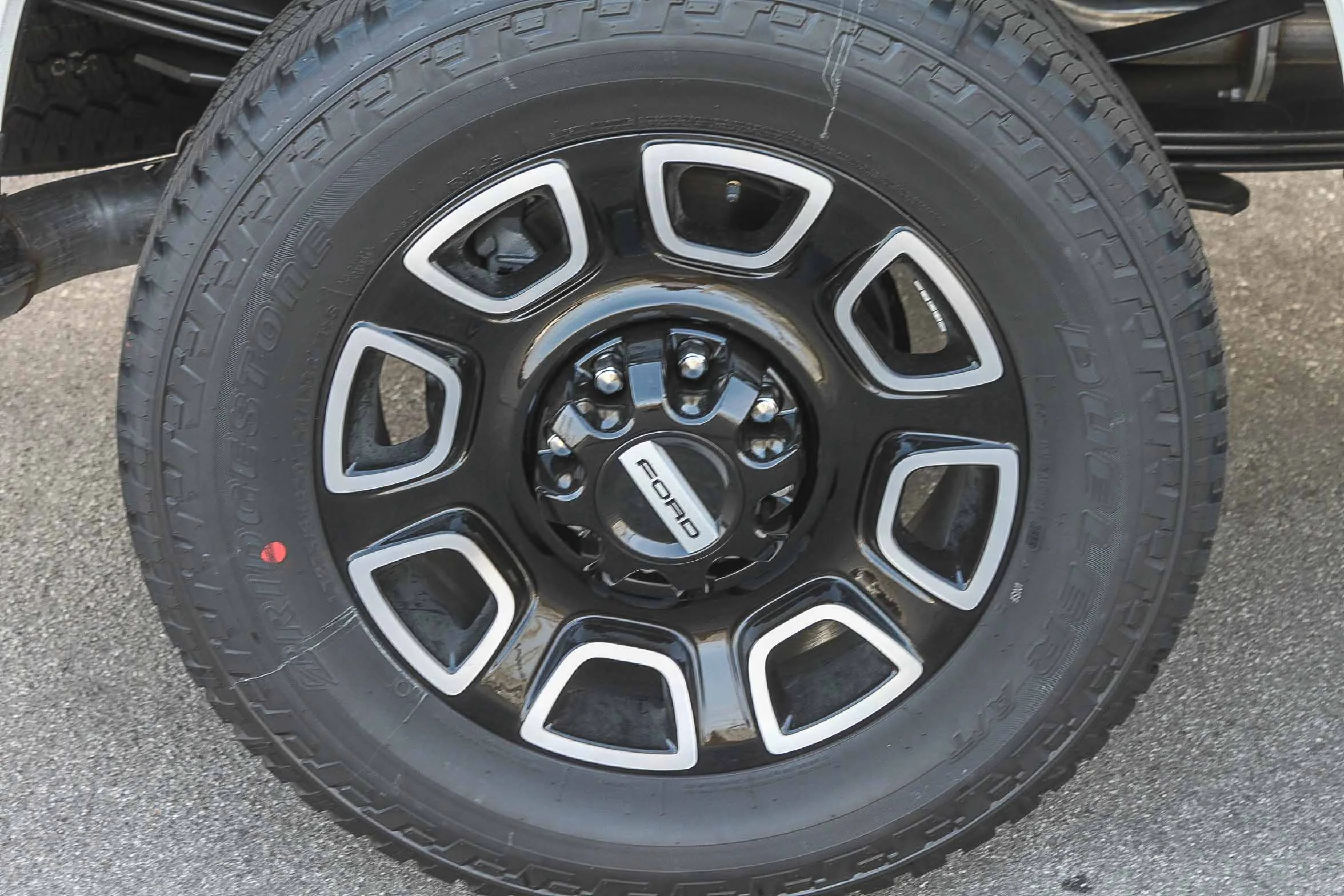New 2026 Star White Metallic Tri-Coat Ford F-350® Platinum® image 11