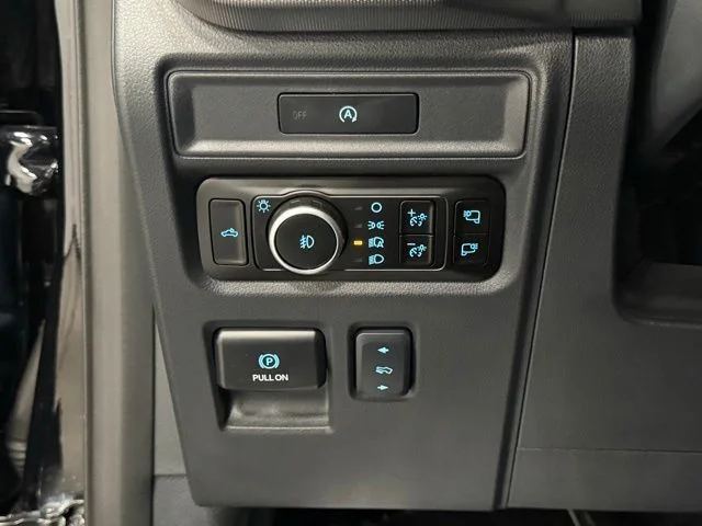 Used 2025 Black Ford Lariat image 17