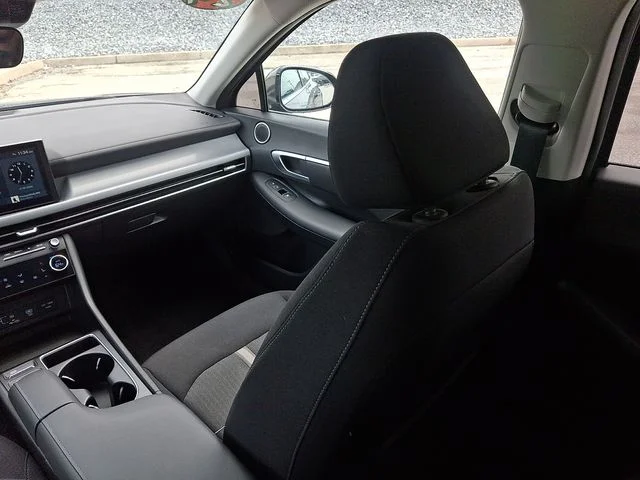 Used 2024 Gray Hyundai SEL image 16