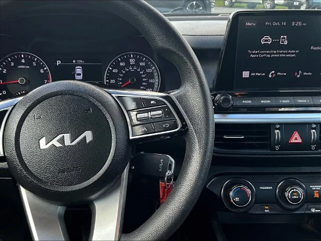 Used 2023 Blue Kia LXS image 12