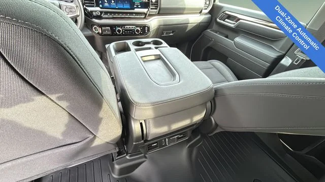 Used 2025 White Chevrolet LT image 23
