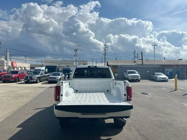 New 2026 Bright White Clear-Coat Exterior Paint RAM Laramie image 28