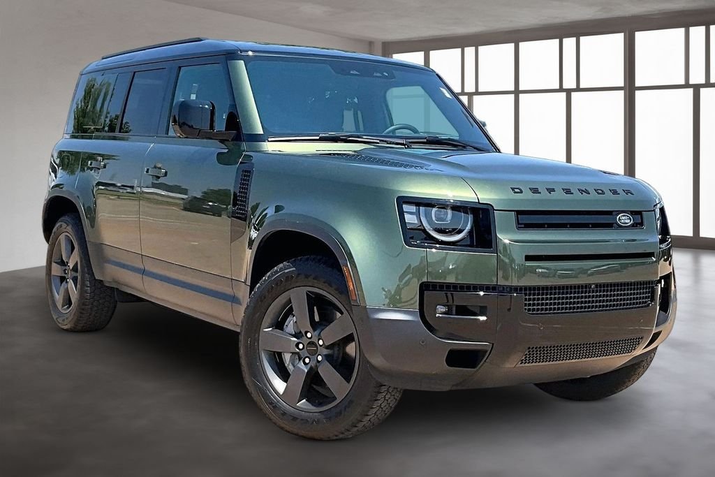 Used 2026 Green Land Rover S image 10