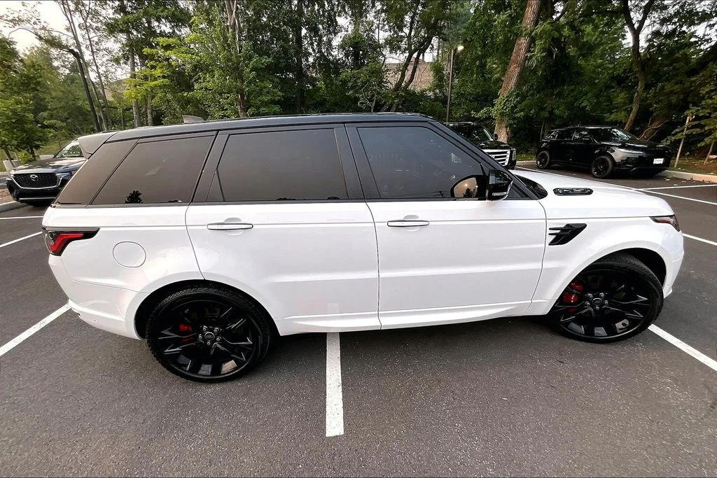 Used 2022 White Land Rover HST image 29
