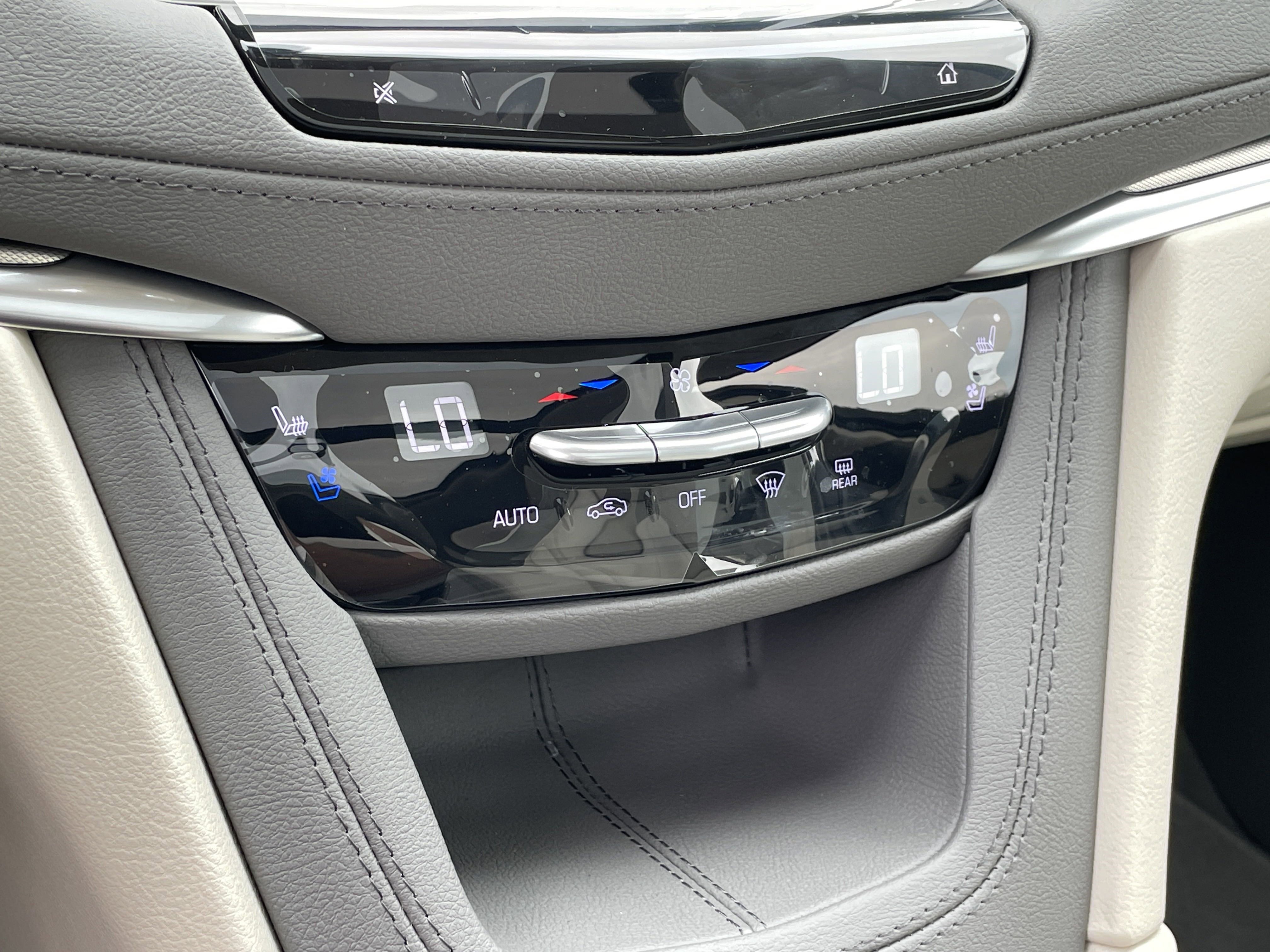 2025 Cadillac XT5 Premium Luxury - Photo 24