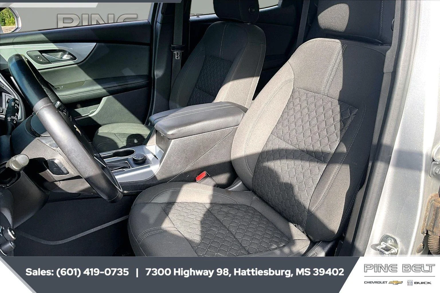 Used 2020 SILVER ICE METALLIC Chevrolet LT image 18