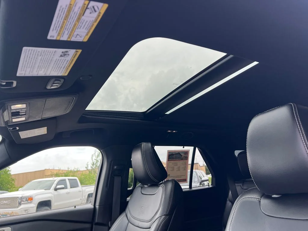 2020 Ford Explorer ST - Photo 24