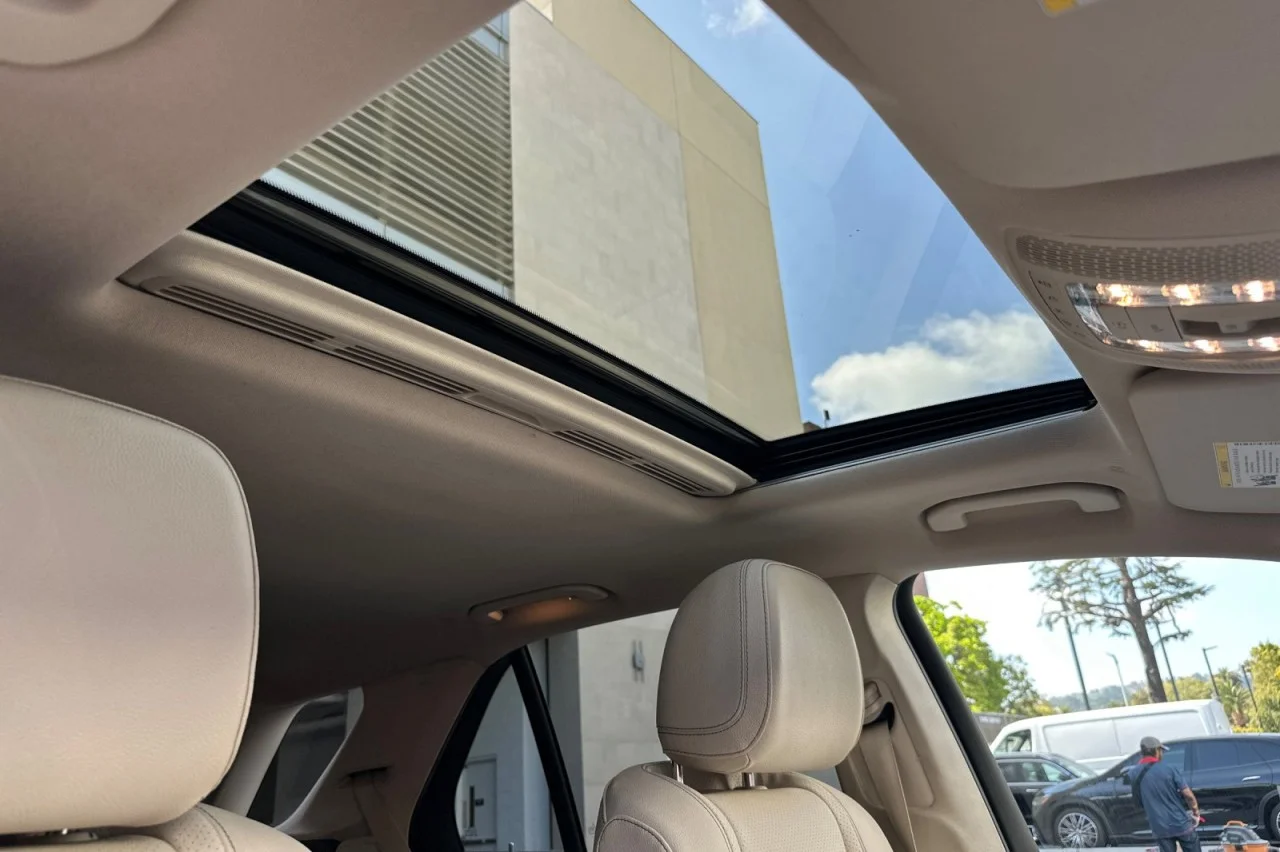 Used 2021 Iridium Silver Metallic Mercedes-Benz GLE 350 image 16