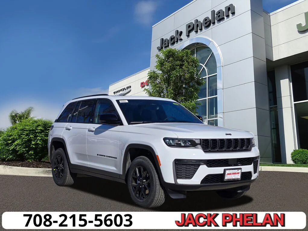 New 2026 Bright White Clear-Coat Exterior Paint Jeep Altitude image 1