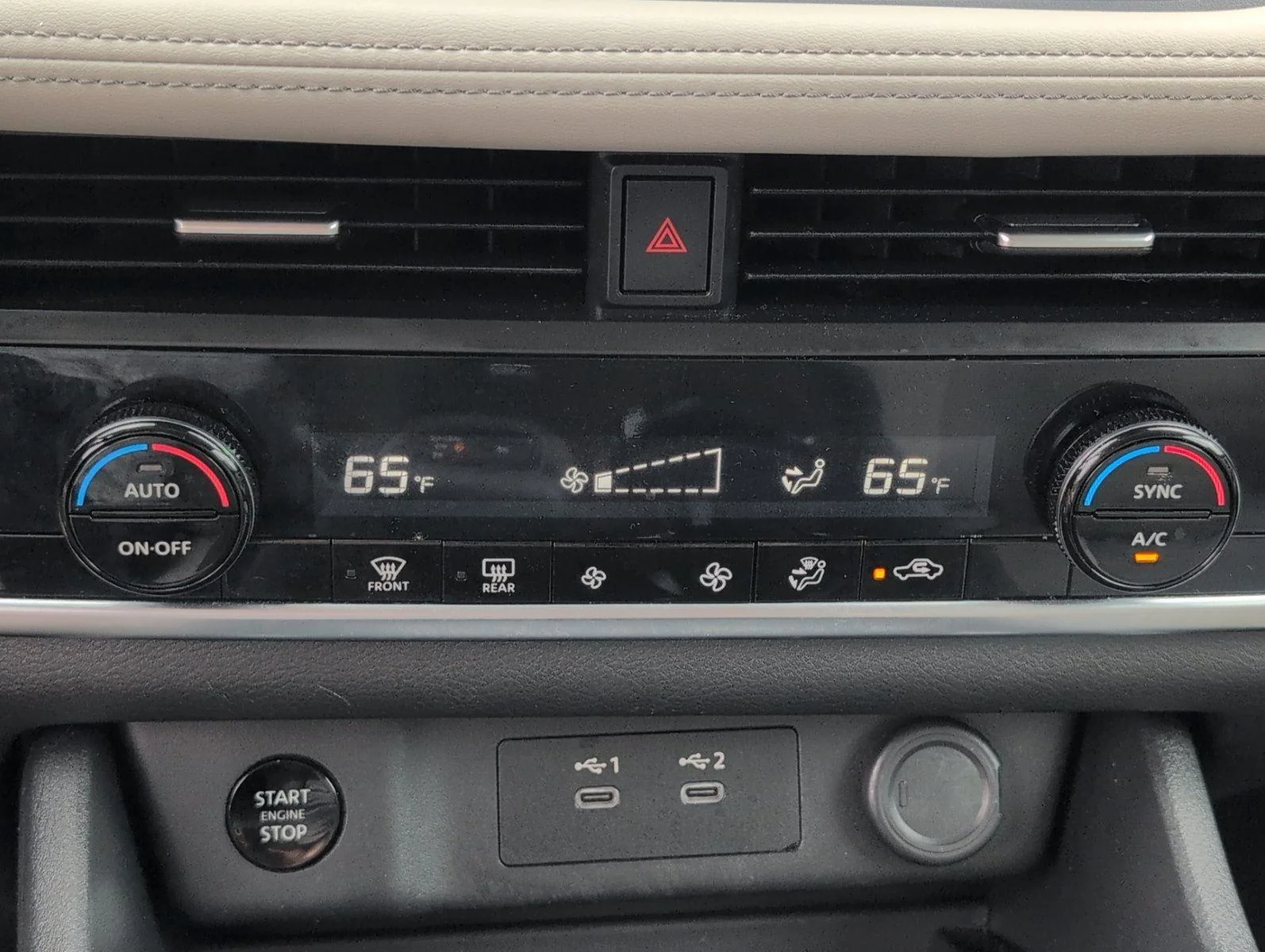 Used 2025 Everest White Pearl Nissan SV image 23