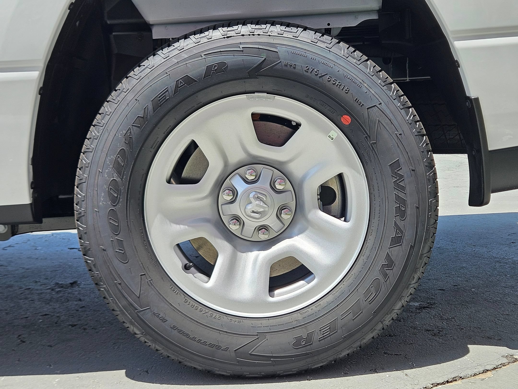New 2026 Bright White Clearcoat RAM Tradesman image 25