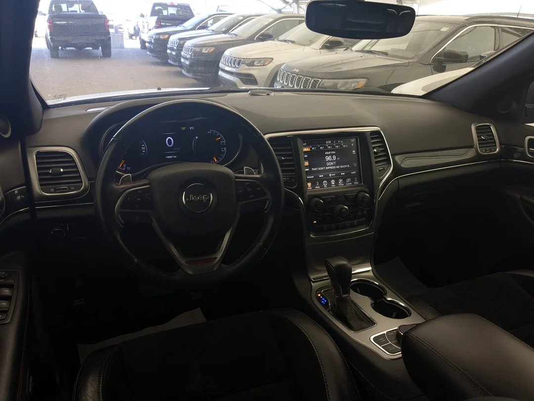 Certified Used 2017 Red Jeep Trailhawk - - 4x4 - Power Sunroof - Uconnect 8.4 Nav - Quadra-Lift Air - 3.6L Pentastar V6 & More! image 26