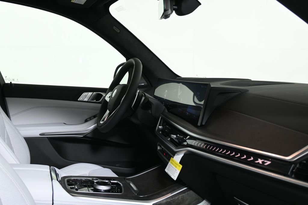 New 2027 White Metallic BMW xDrive40i image 33