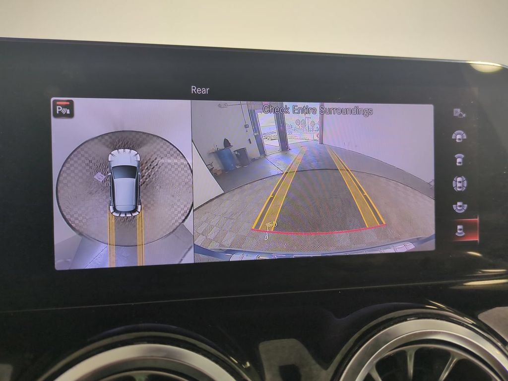 2023 Mercedes-Benz GLA Base - Photo 26