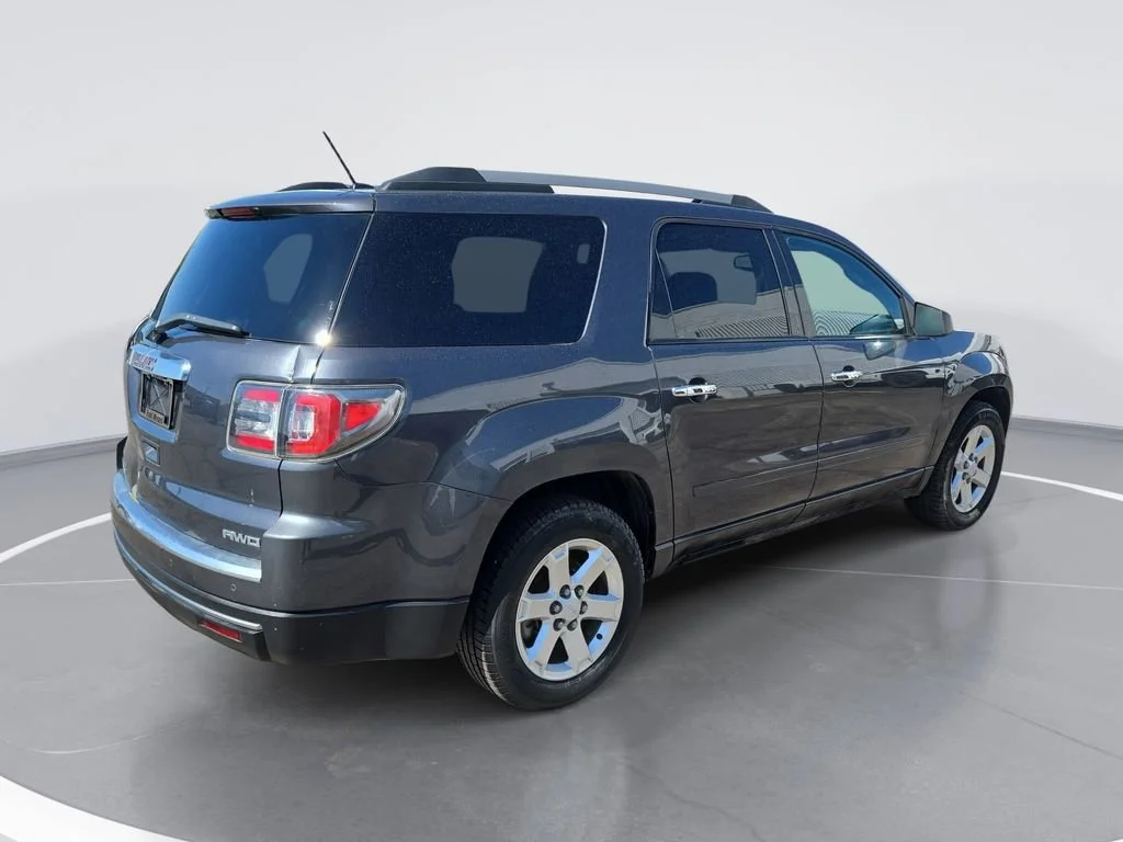 Used 2014 Cyber Gray Metallic GMC SLE image 3