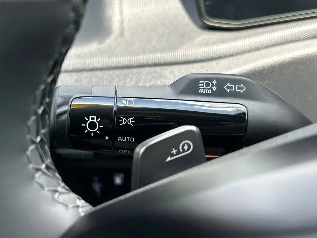 Certified Used 2026 Midnight Black Kia Light image 27