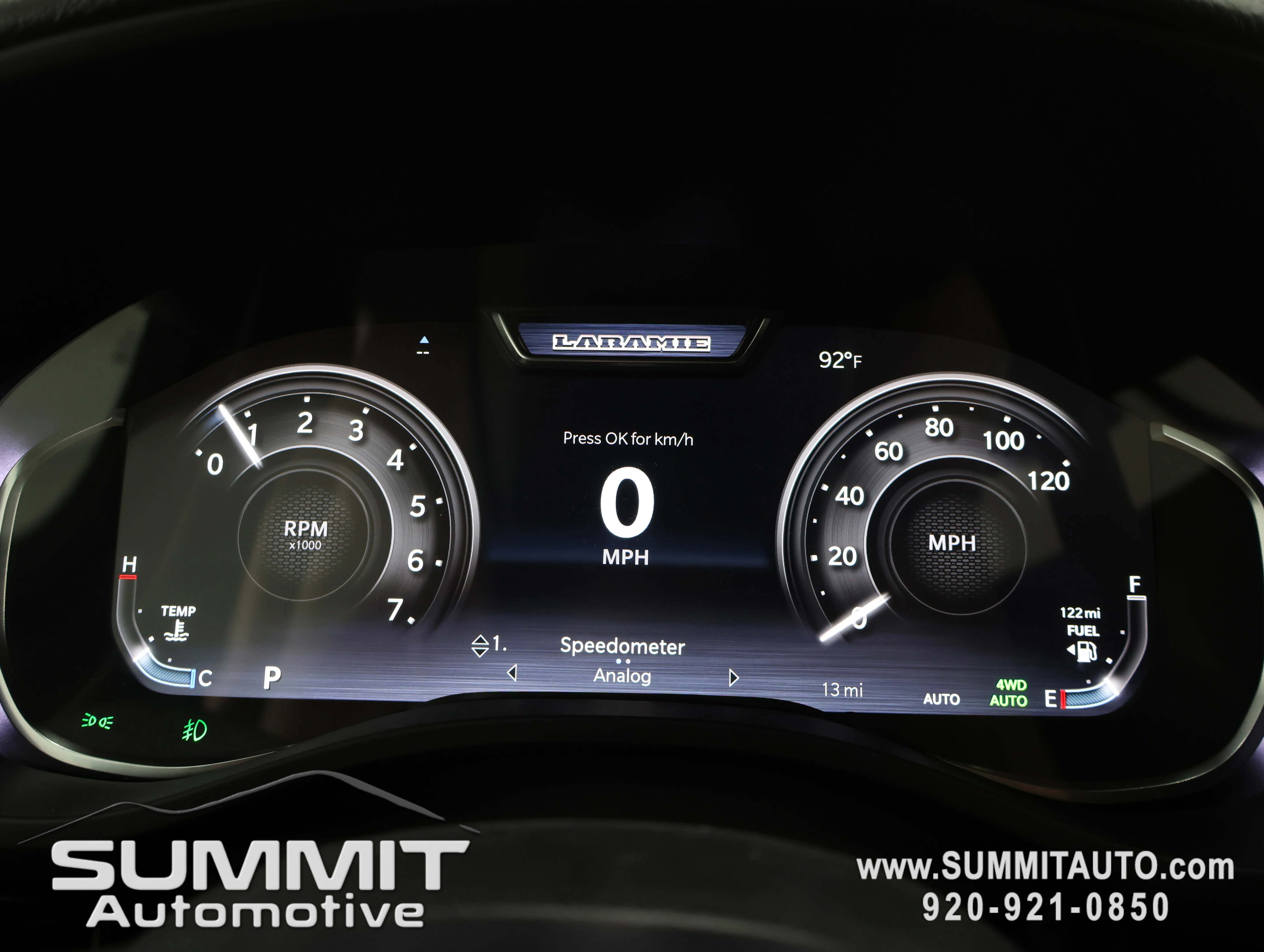 New 2026 Diamond Black Crystal Pearl-Coat Exterior Paint RAM Laramie image 11