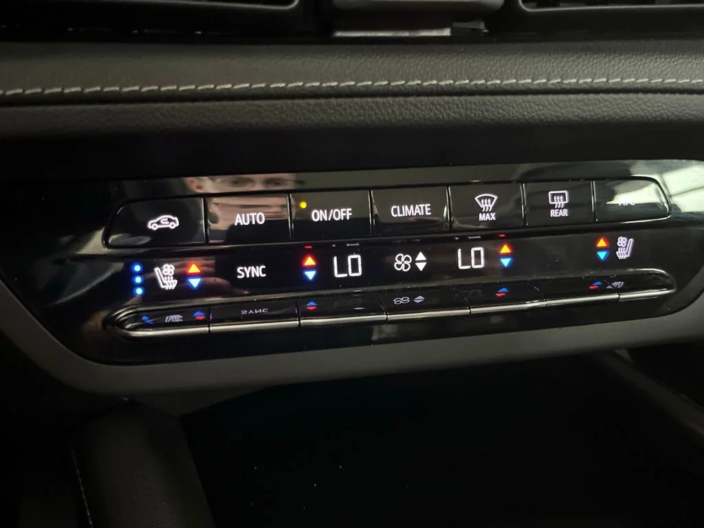 Used 2023 Gray Buick Avenir image 15