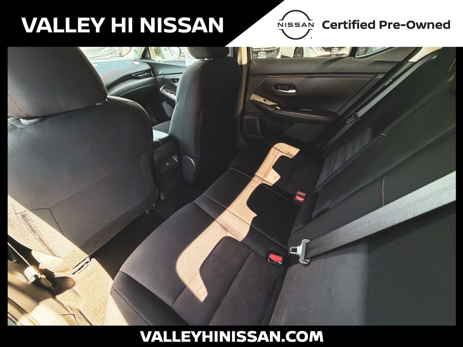 Used 2025 Gray Nissan SR image 18