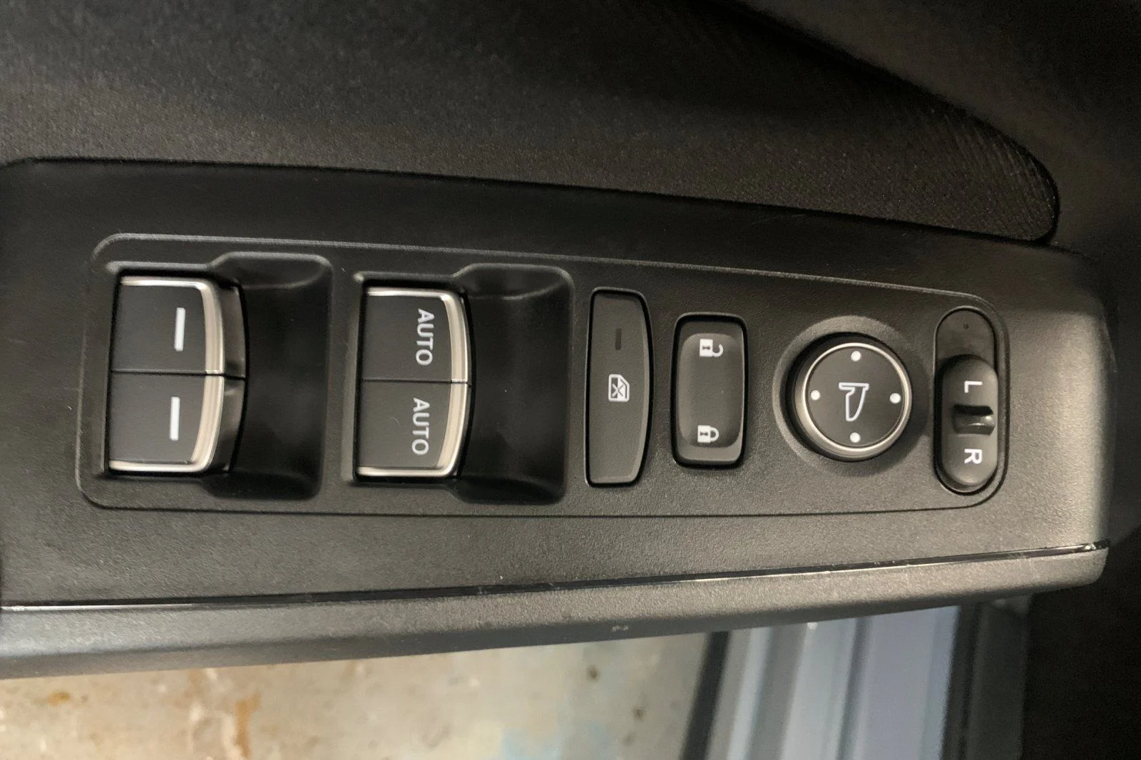 Certified Used 2024 Gray Pearl Honda Sport image 12