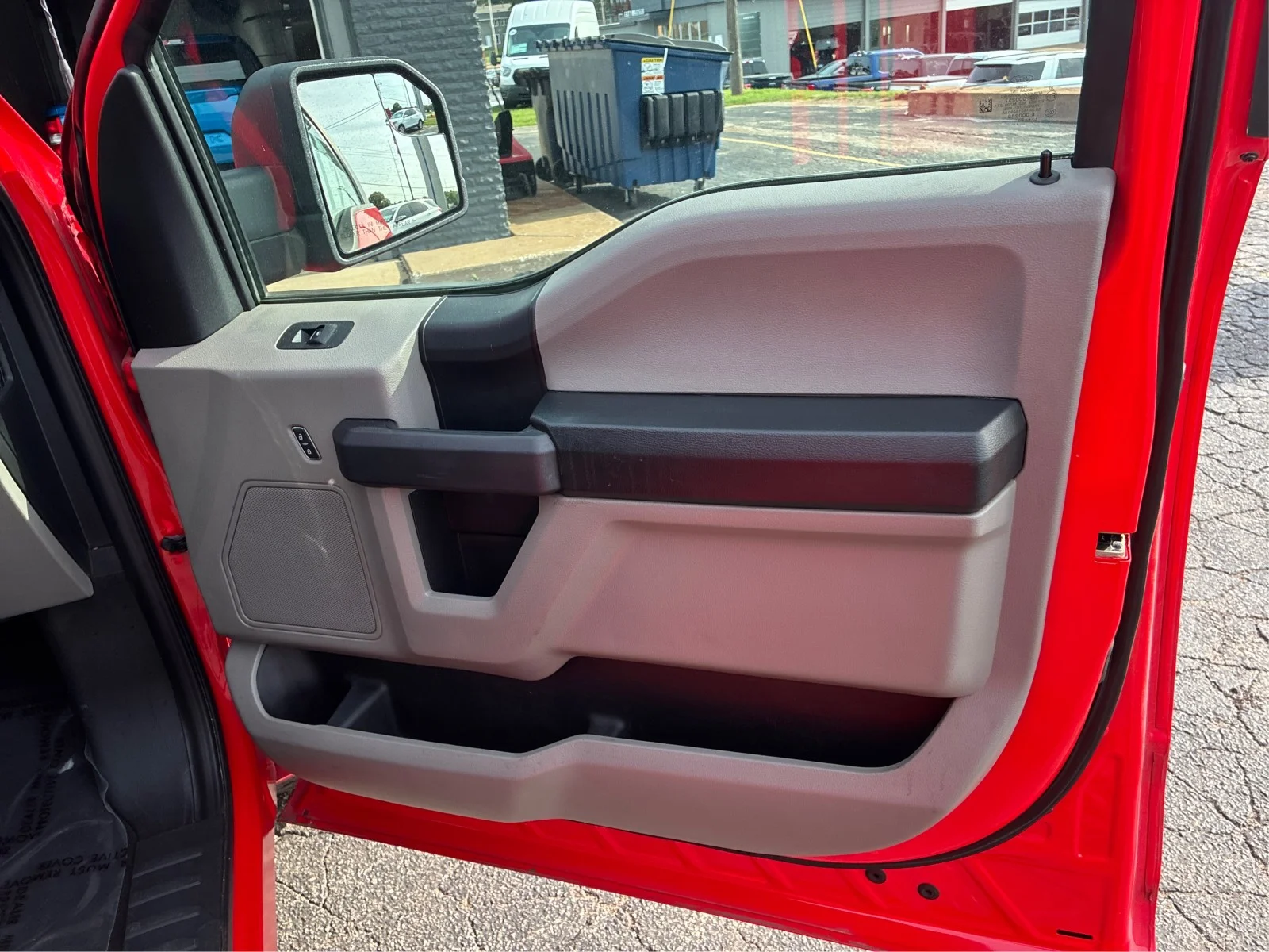 Used 2020 Red Ford XL STX image 19