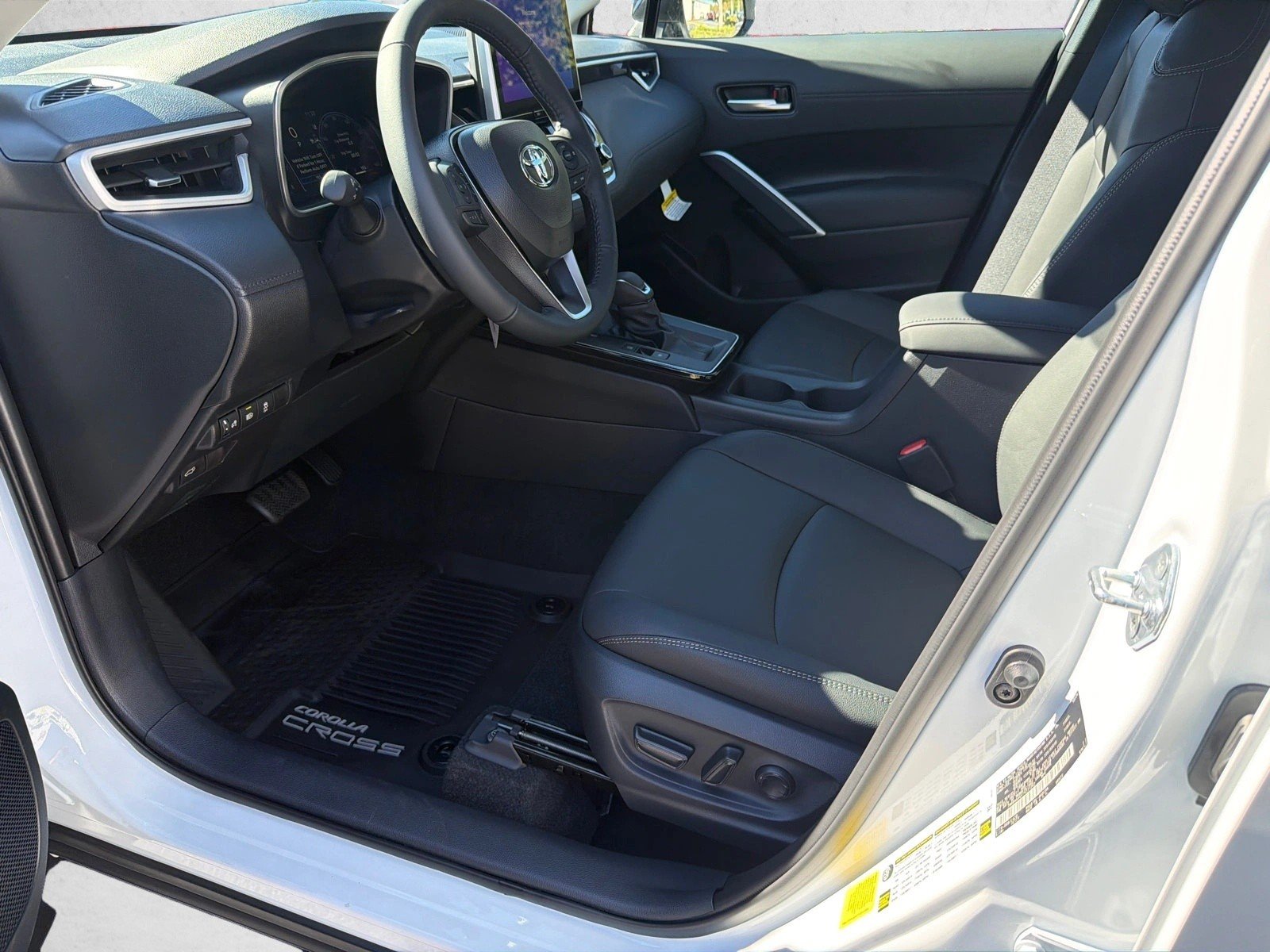 New 2026 Wind Chill Pearl Toyota XLE image 9