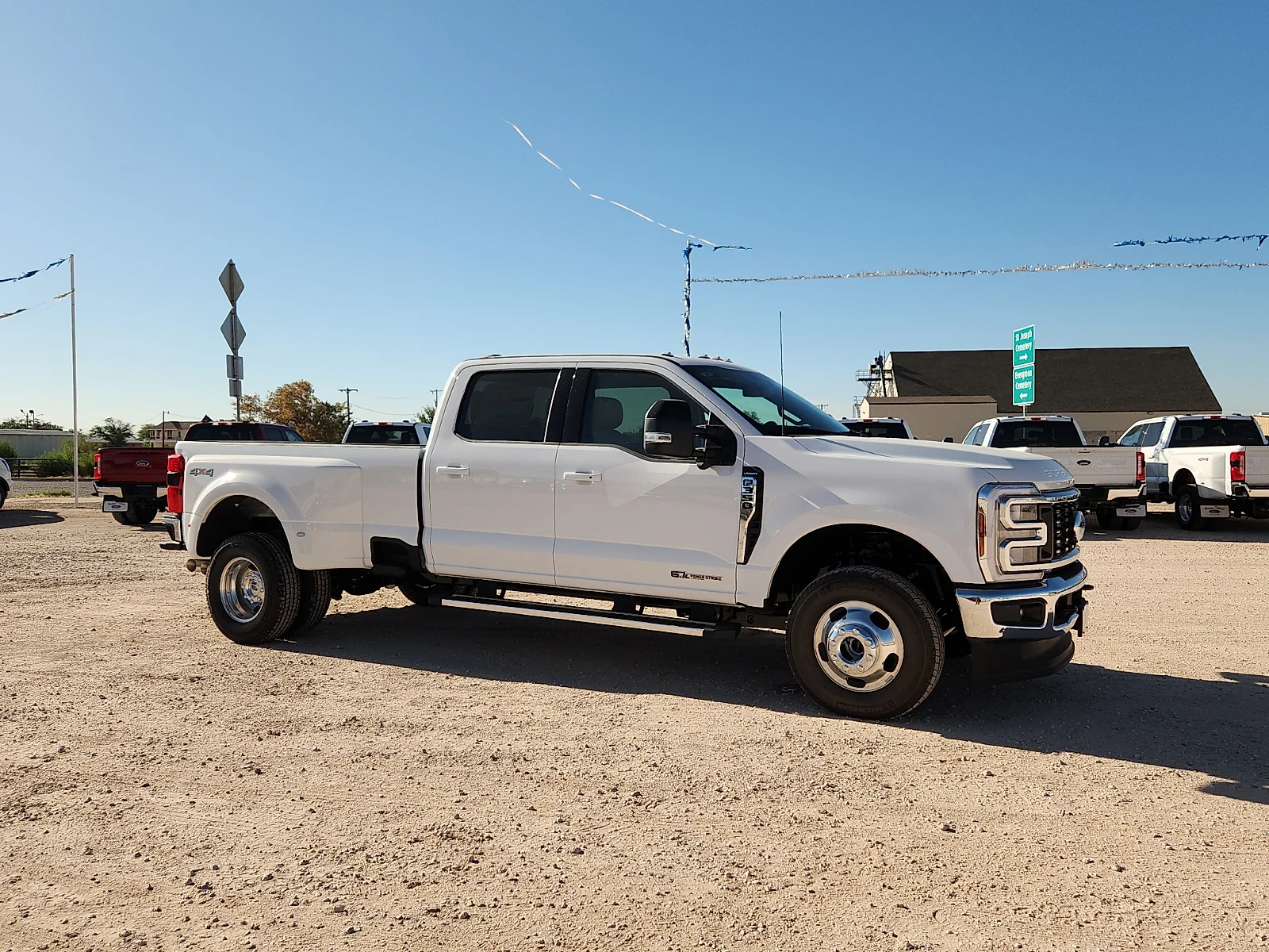 New 2026 Oxford White Ford Lariat image 8