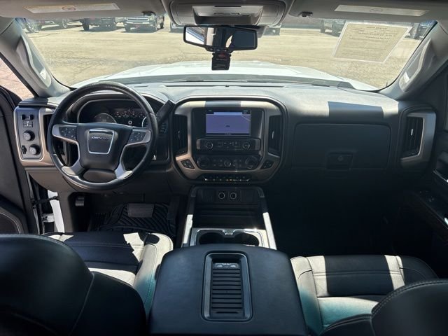 Used 2017 White GMC Denali image 49