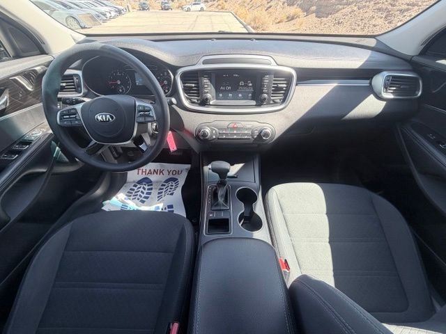2019 Kia Sorento L - Photo 25