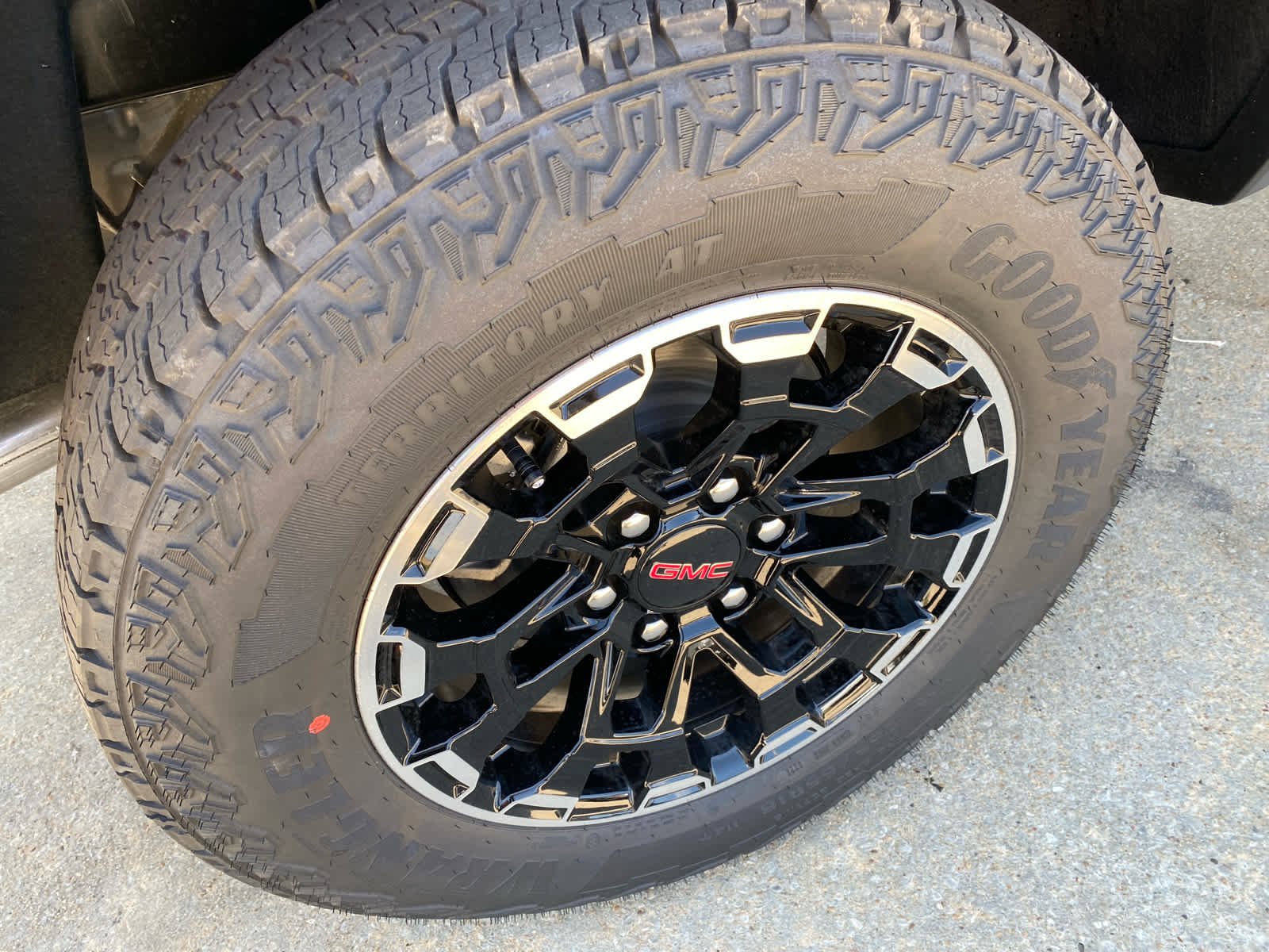 2026 GMC Canyon AT4 - Photo 27