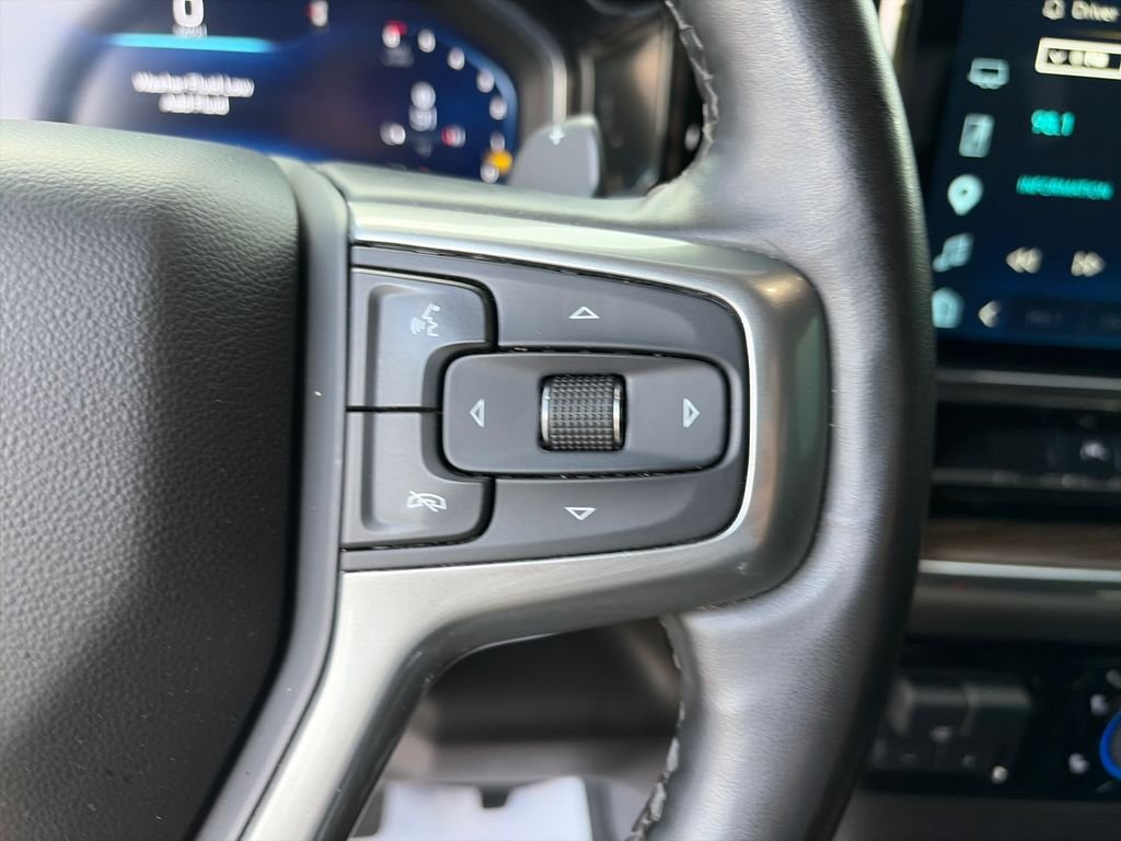Used 2025 Gray Chevrolet RST image 23