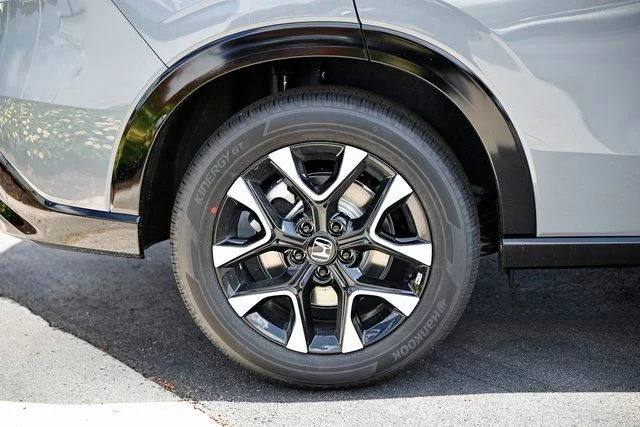 New 2027 Urban Gray Honda EX-L image 13