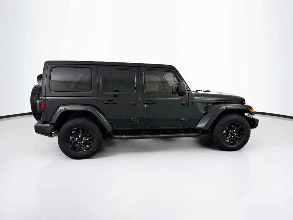 Used 2023 Black Jeep Sport image 4