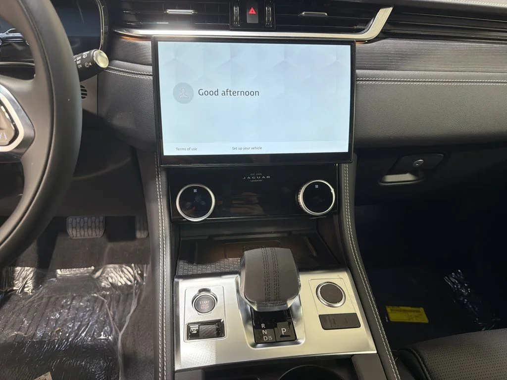 2026 Jaguar F-Pace R-Dynamic S - Photo 16