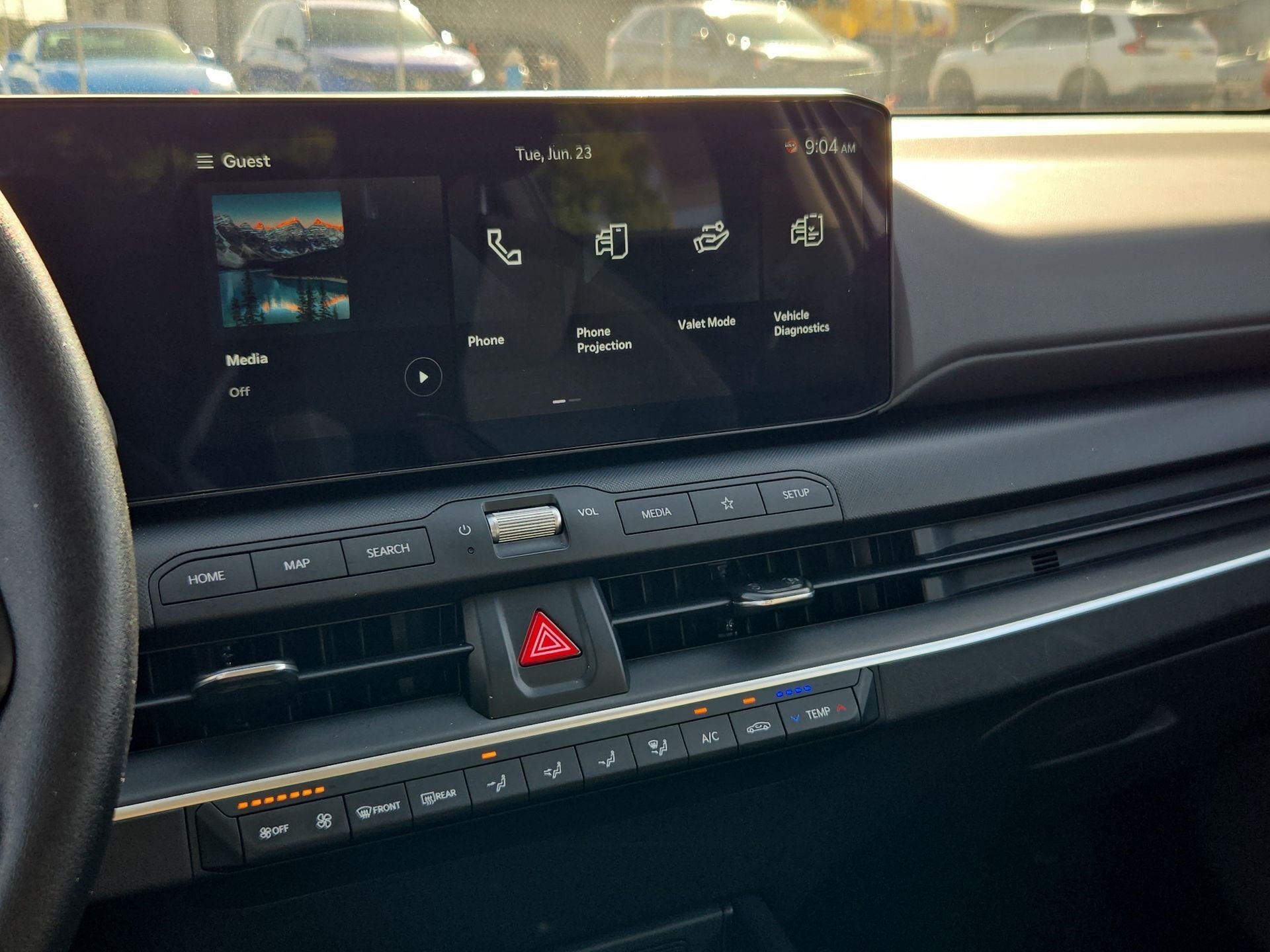 Used 2025 Snow White Pearl Kia LXS image 21