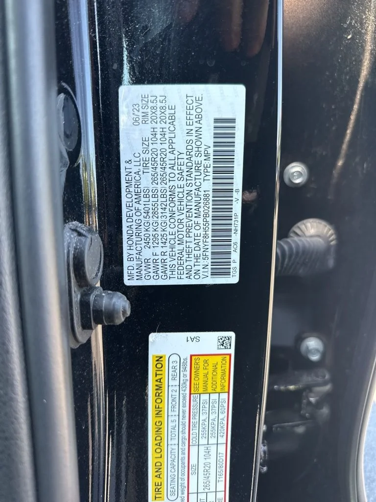 Certified Used 2023 Crystal Black Pearl Honda AWD EX-L image 24