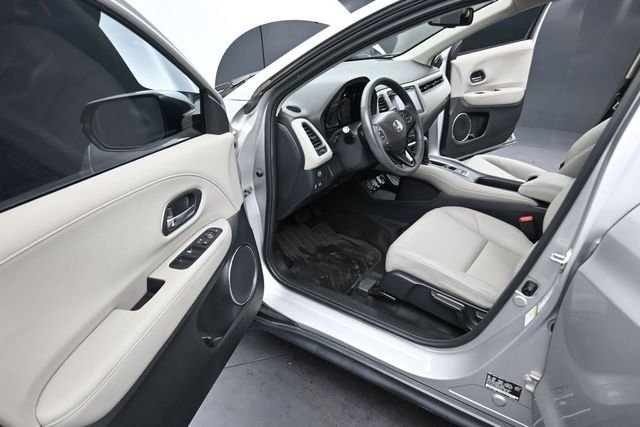 Certified Used 2016 Alabaster Silver Metallic Honda EX-L image 15