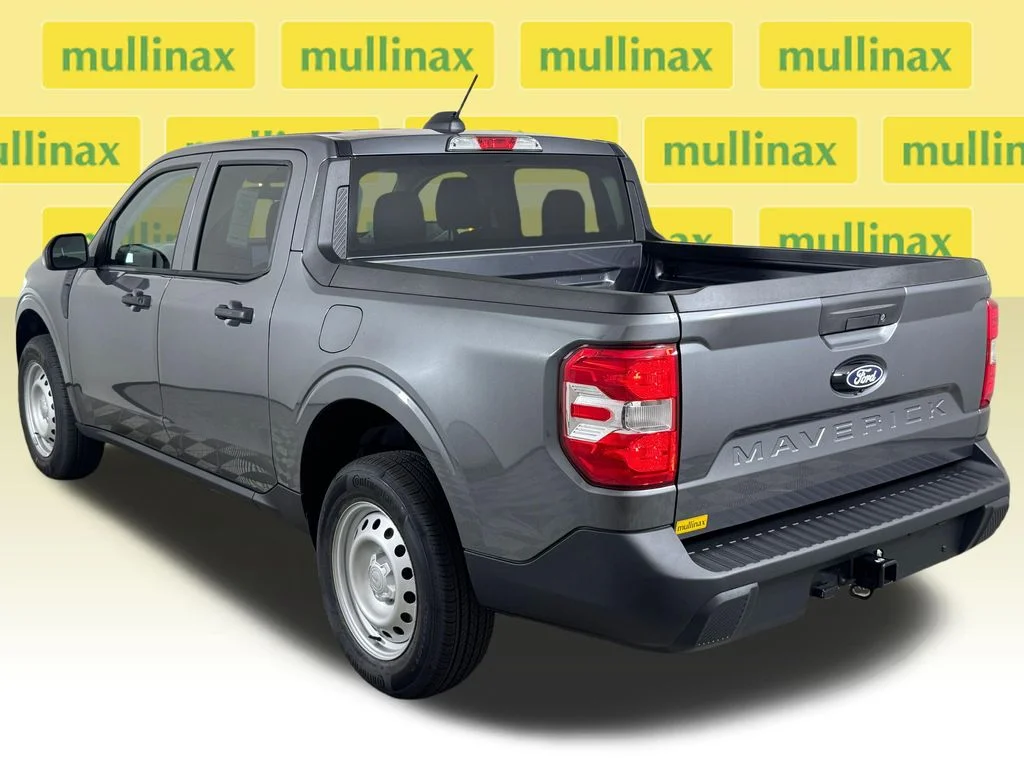 New 2026 Gray Ford XL image 4