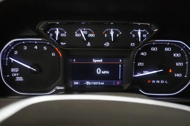 Used 2020 WHITE GMC Elevation image 26