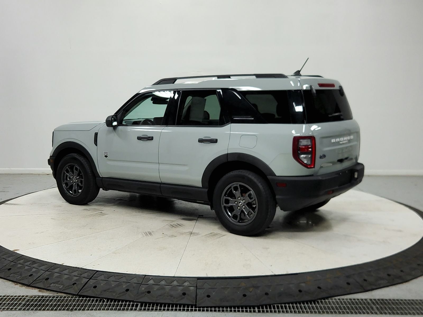 Used 2021 Green Ford Big Bend image 6