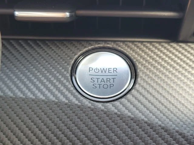 New 2026 Star White Metallic Tri-coat Ford Premium image 28