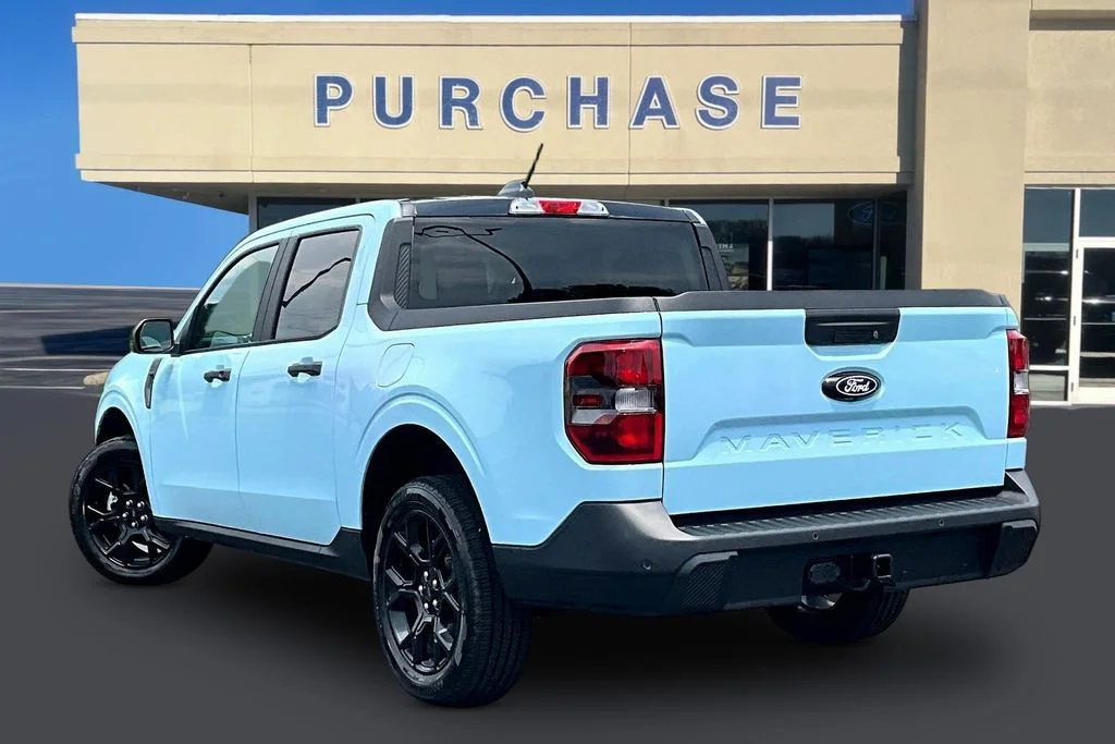 New 2026 Light Blue Ford XLT image 3
