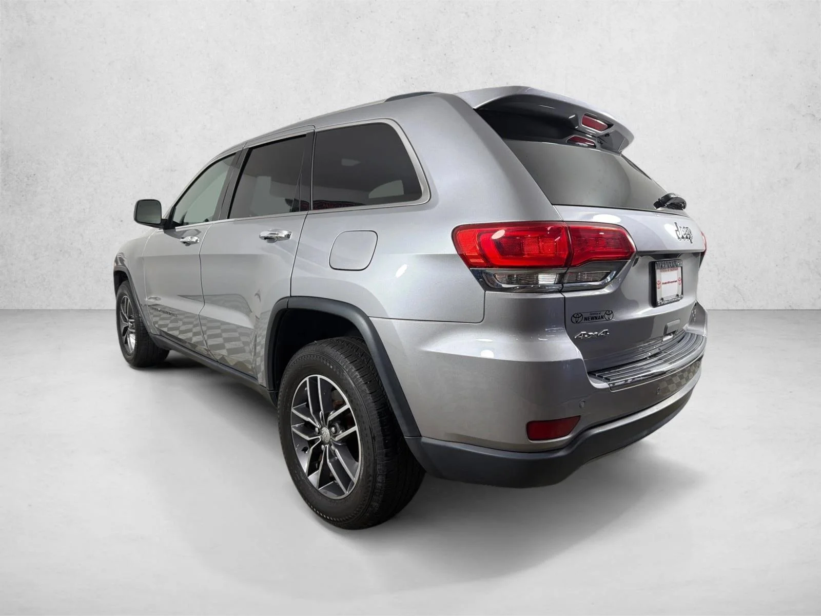 Used 2017 White Jeep Limited image 7