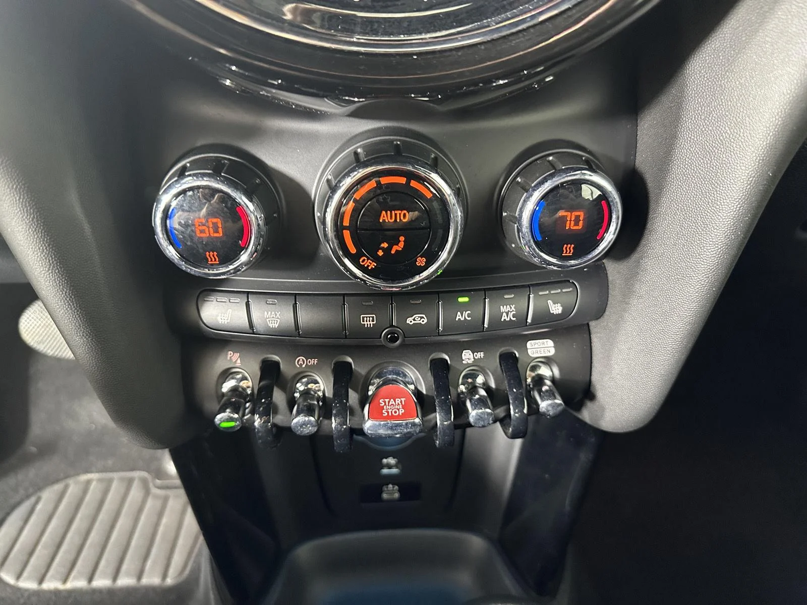 Used 2024 Nanuq White Metallic MINI Cooper S image 23