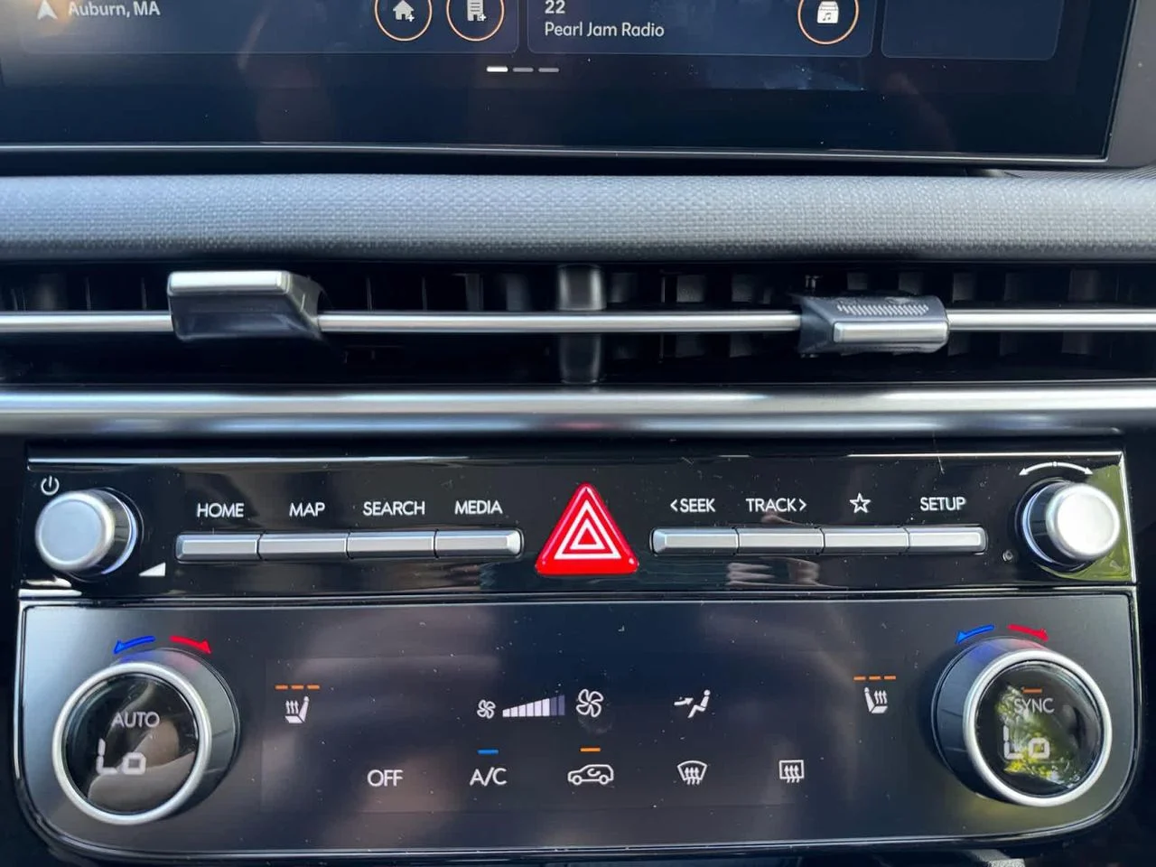 New 2026 Silver Hyundai SEL Premium AWD image 11