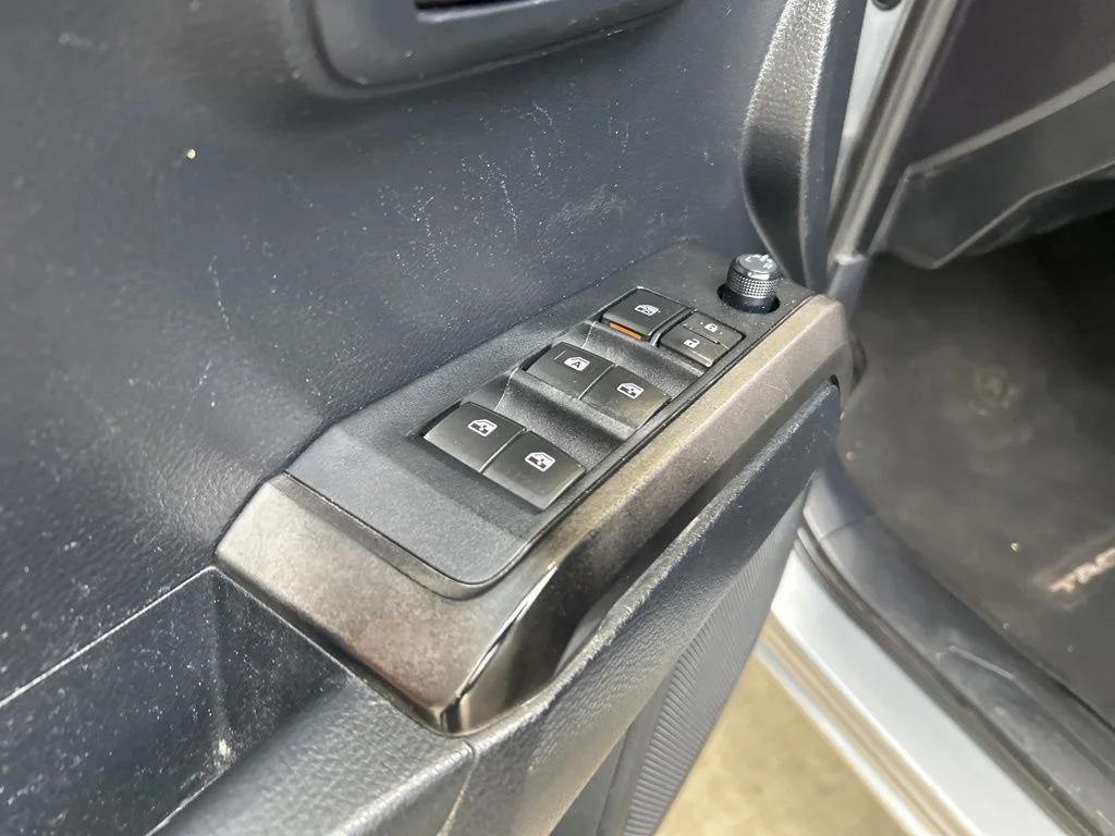 Used 2019 Silver Toyota SR5 image 31
