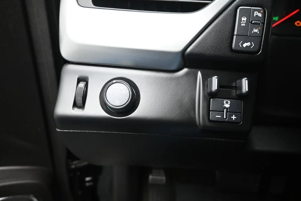 Used 2016 Black Chevrolet LS image 11