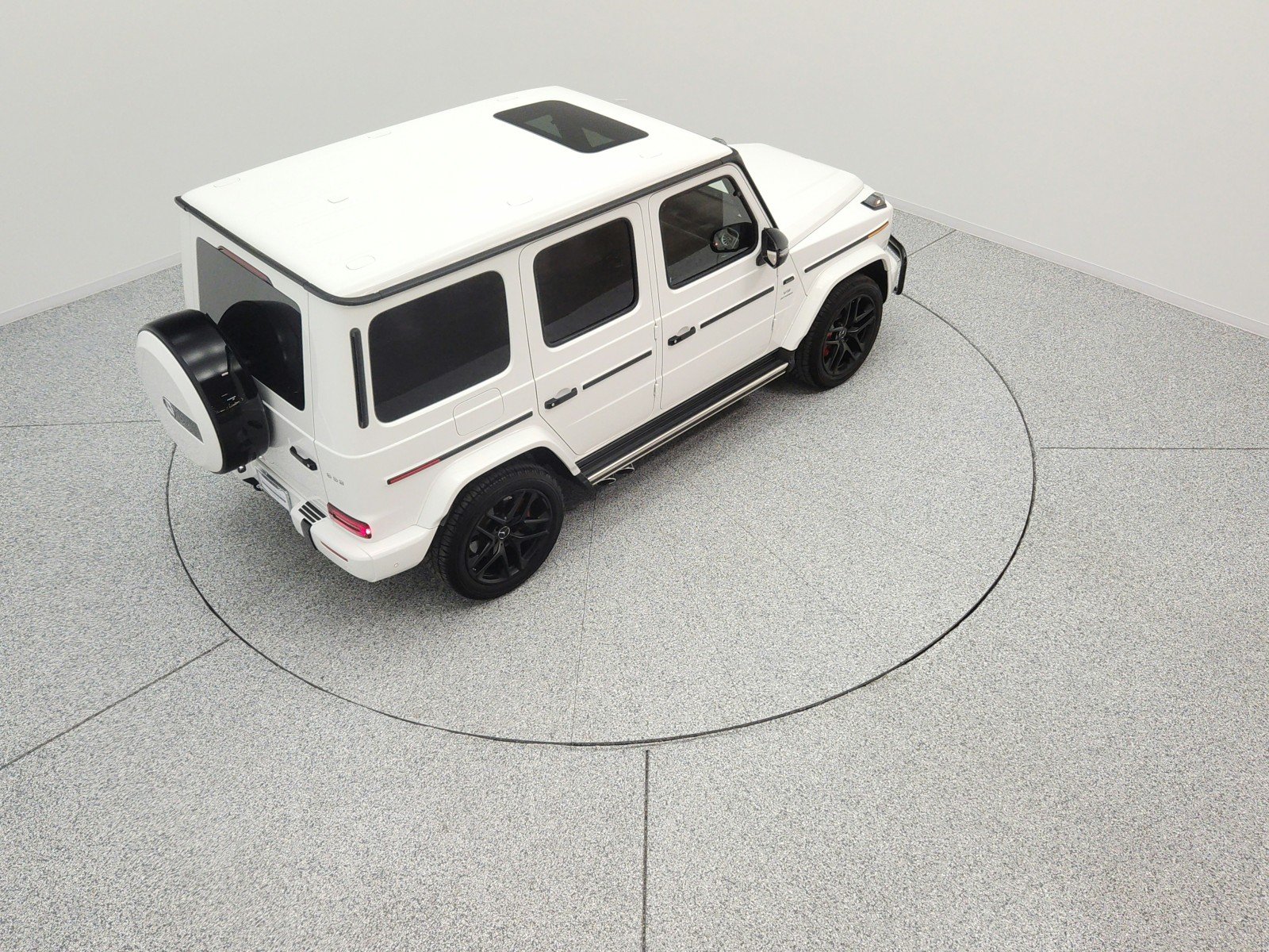 Certified Used 2024 Polar White Mercedes-Benz AMG® G 63 4MATIC SUV image 13