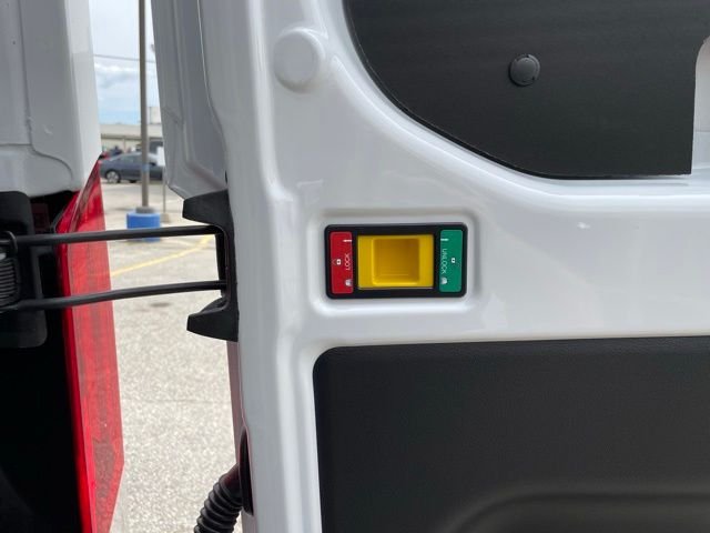 New 2026 Oxford White Ford Cargo Van image 31