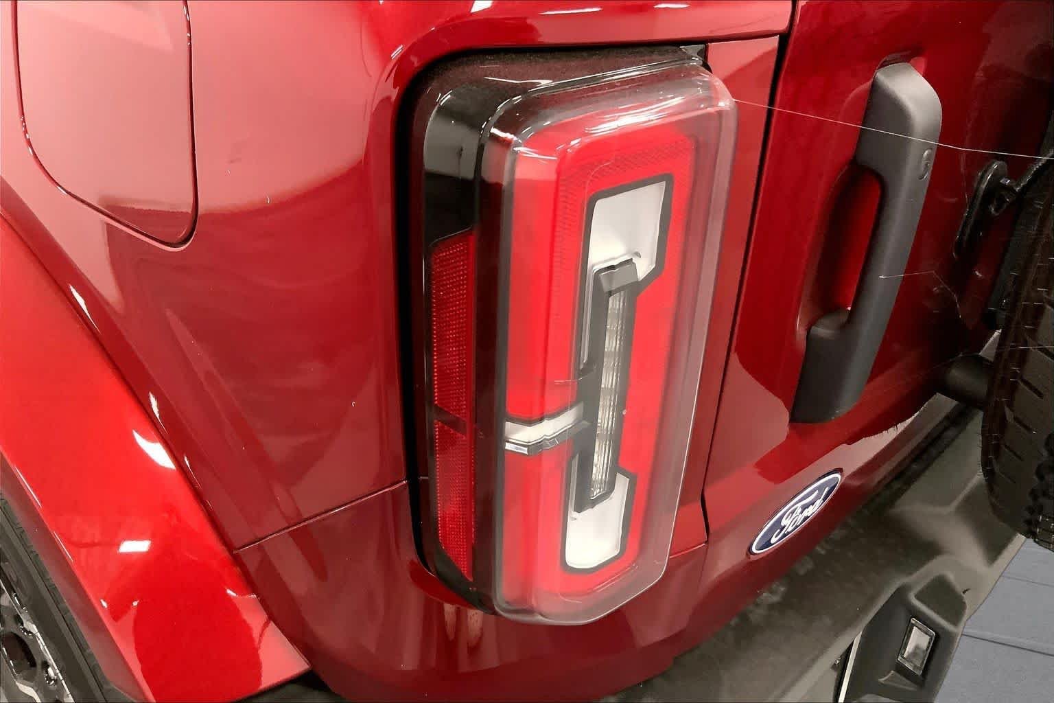 New 2026 Ruby Red Metallic Tinted Clearcoat Ford Outer Banks® image 14